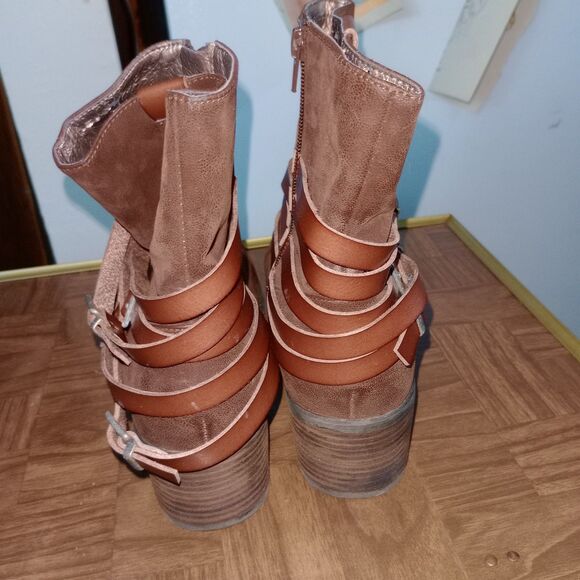 BullBoxer Triumph Brown Synthetic Western Ankle Boots Size 11M Straps Buckles - Picture 7 of 11